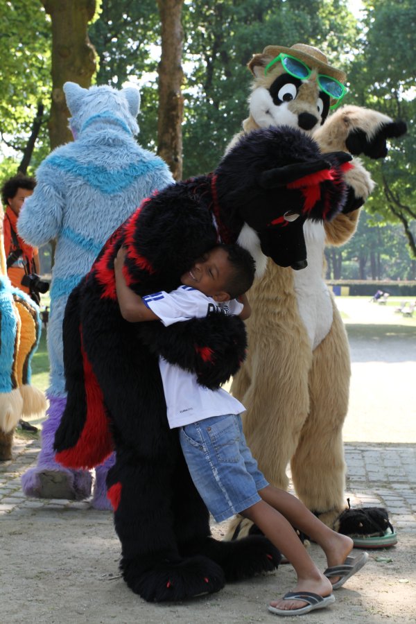 Belgium Strikes Back, Fursuiters with people