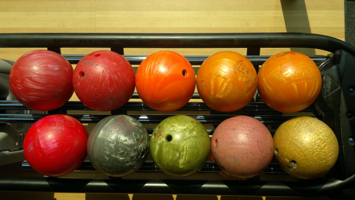 Belgium Strikes Back, Fursuit bowling