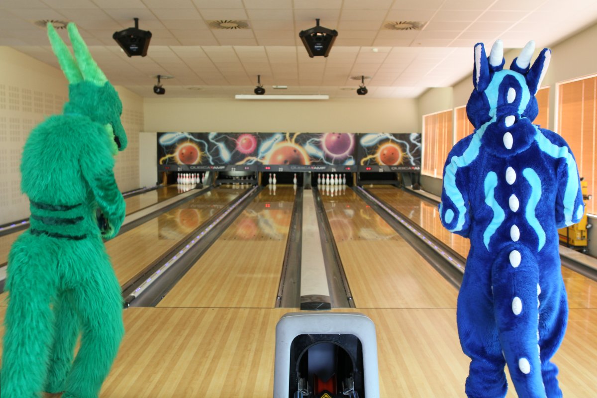 Belgium Strikes Back, Fursuit bowling