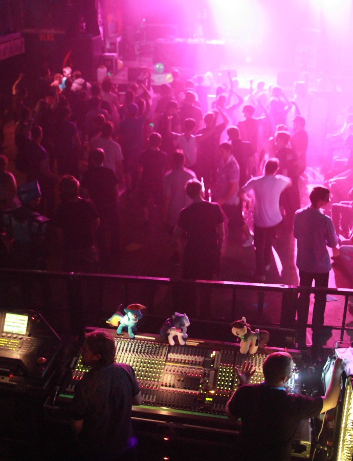 Crystal Fair 2014, Evening party