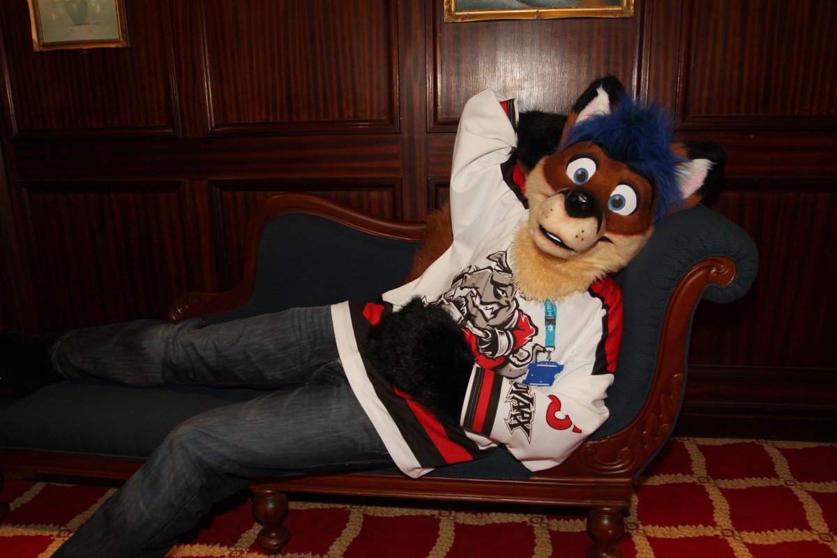 ConFuzzled 2010, Fursuiters