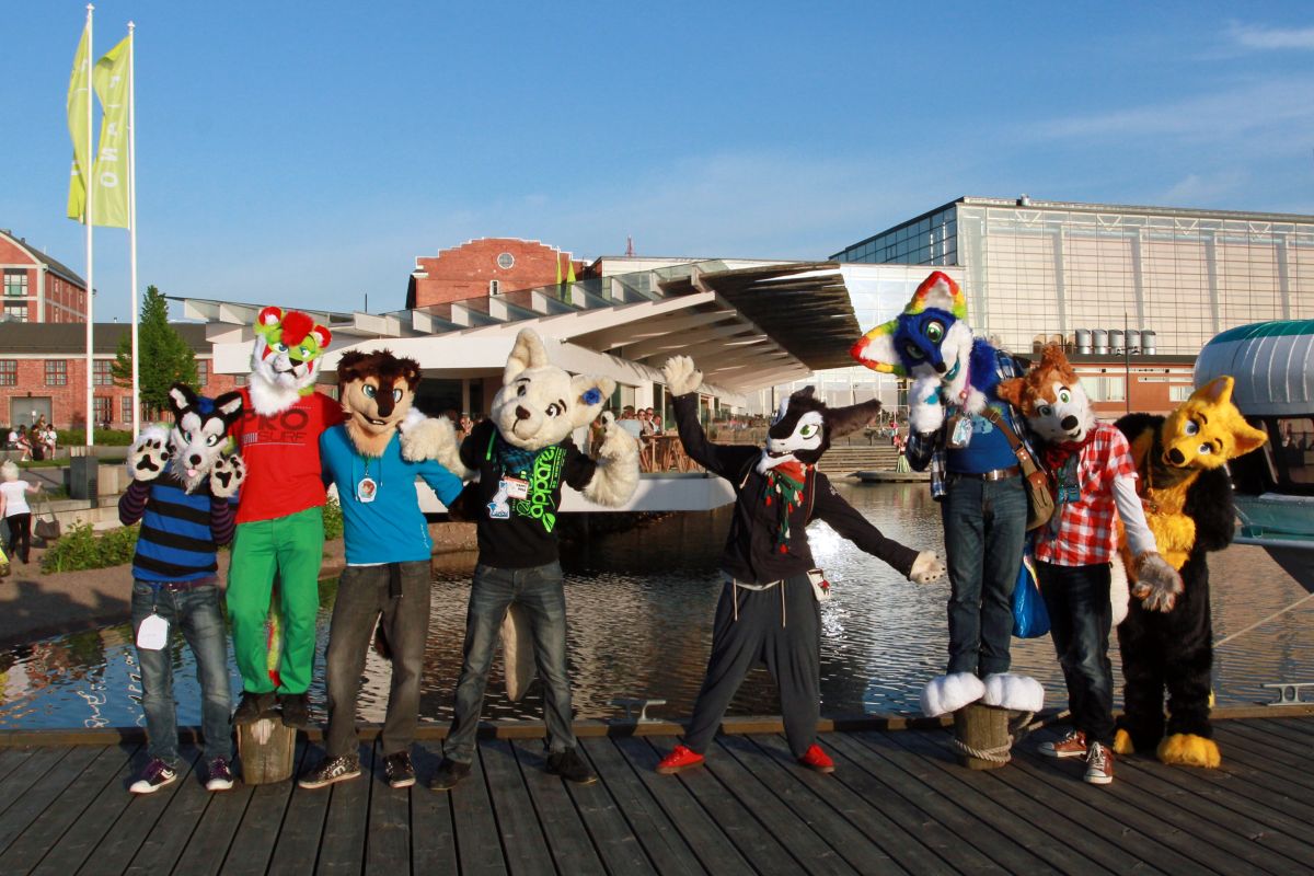 Desucon 2014, Furry outing