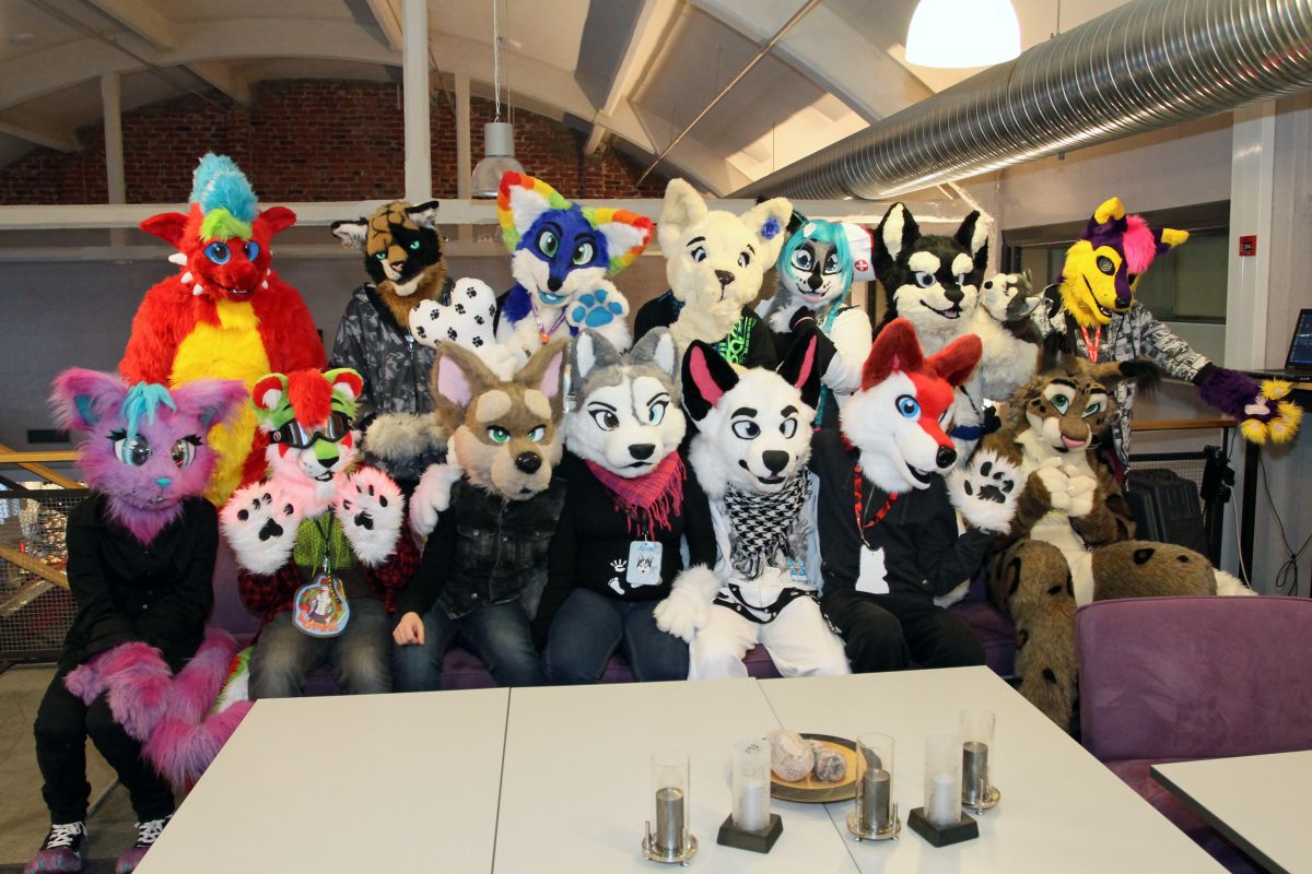 Desucon Frostbite 2015, Furries