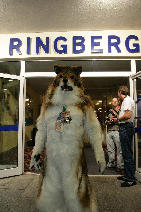 Eurofurence 15, Fursuiters alone