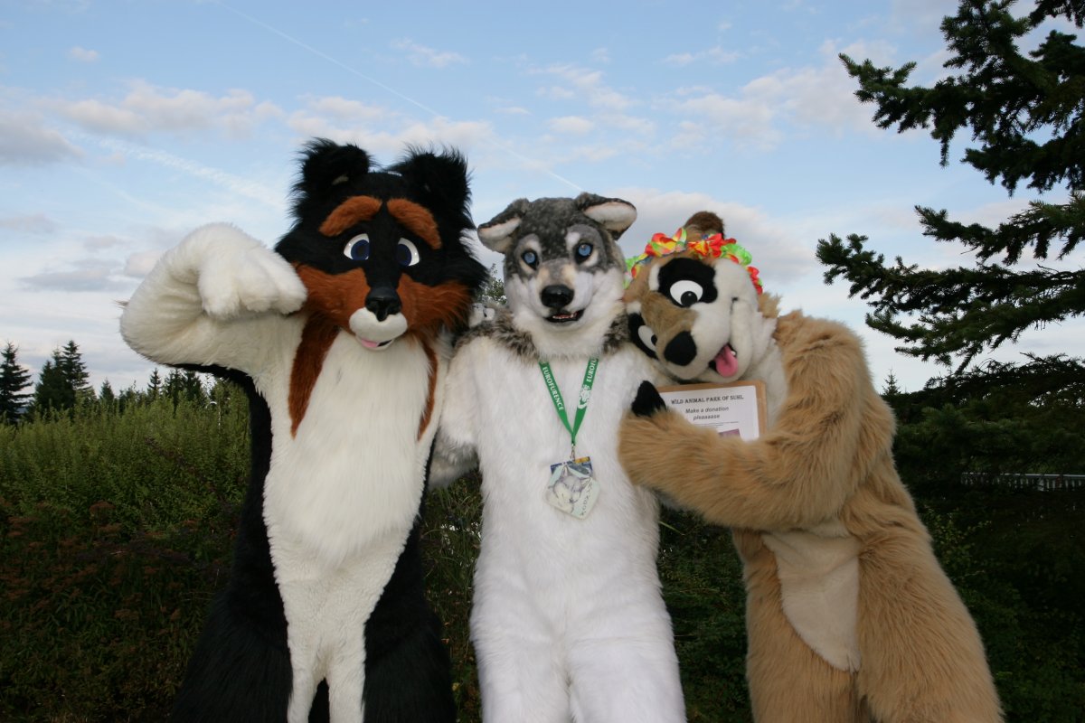 Eurofurence 15, Fursuiters together