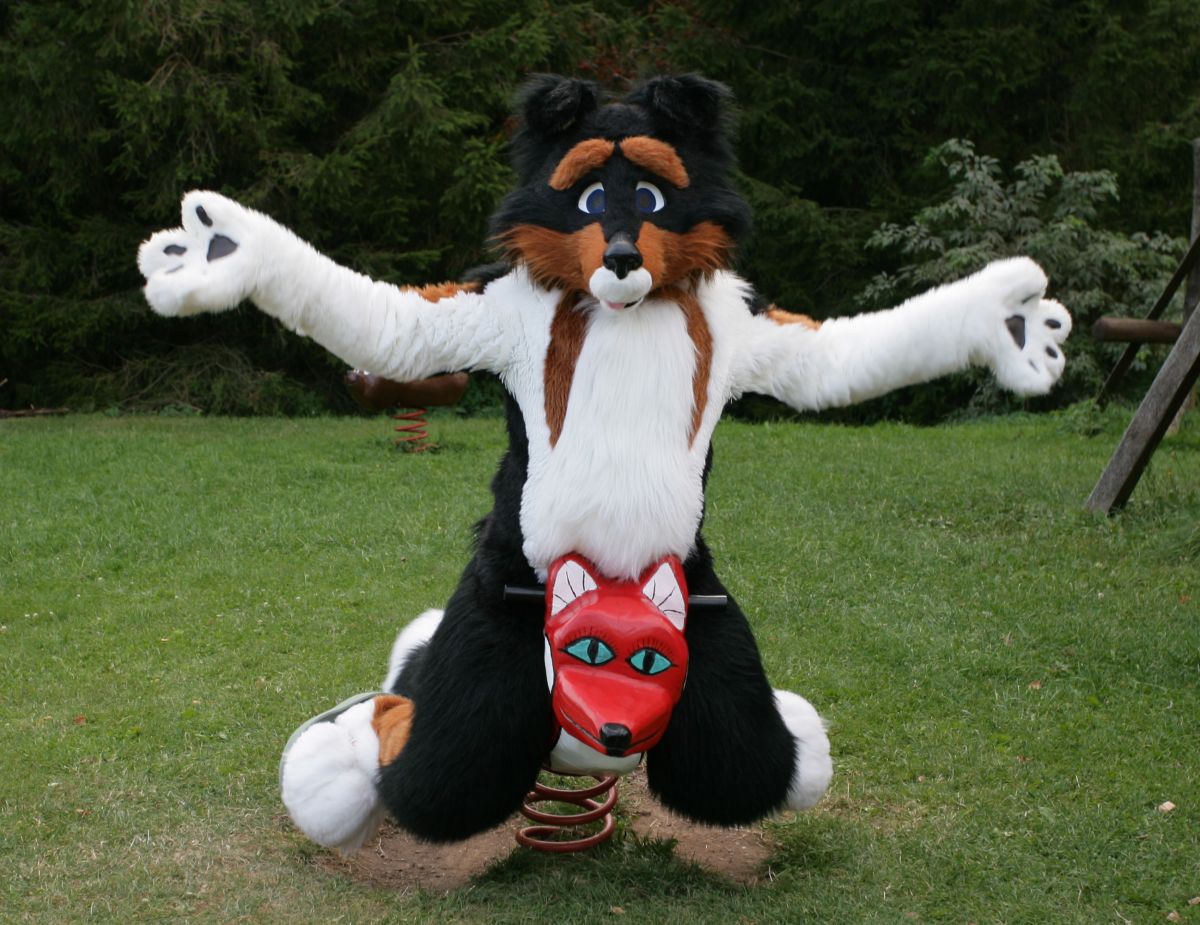 Eurofurence 15, Fursuiters alone