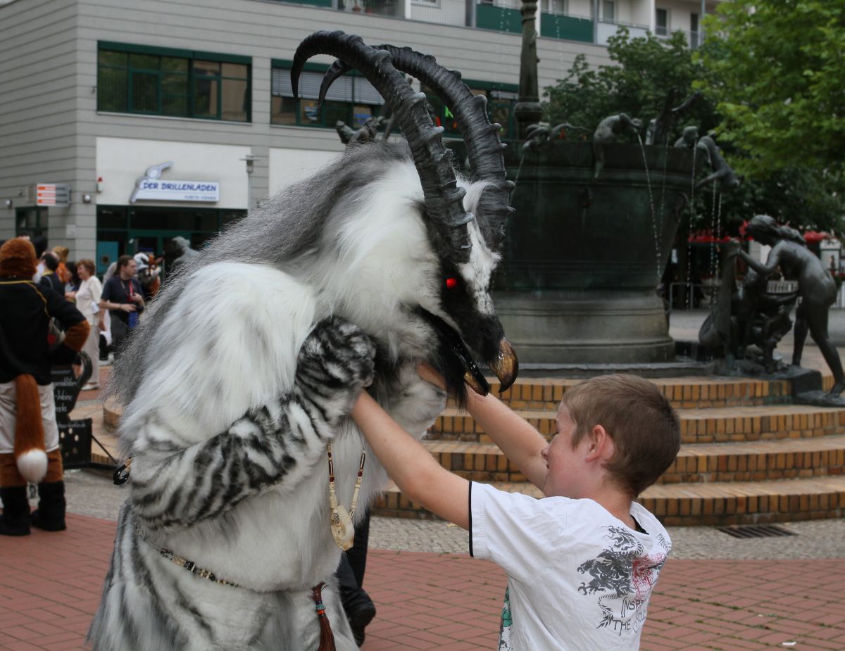 Eurofurence 17, Fursuit walk