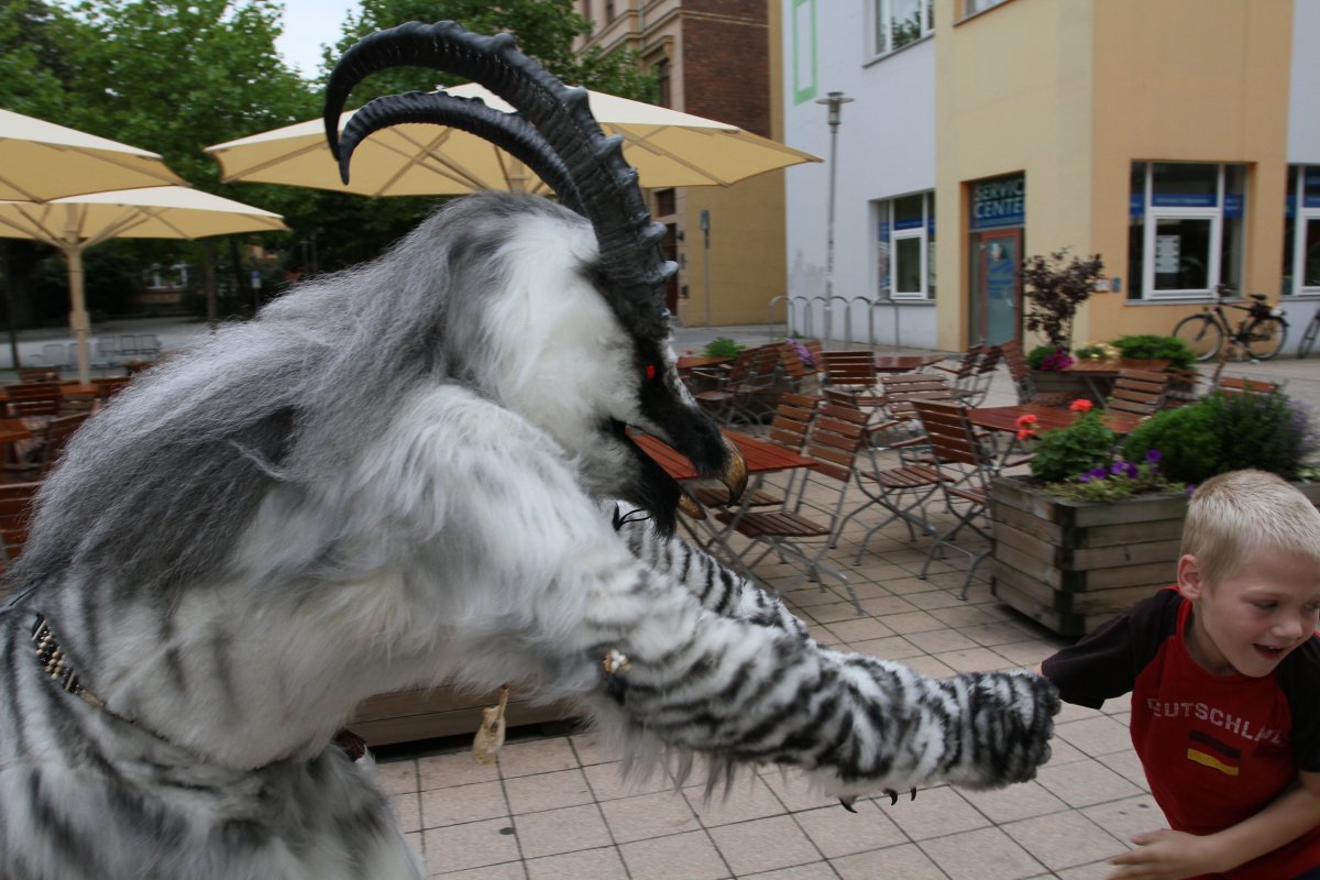 Eurofurence 17, Fursuit walk