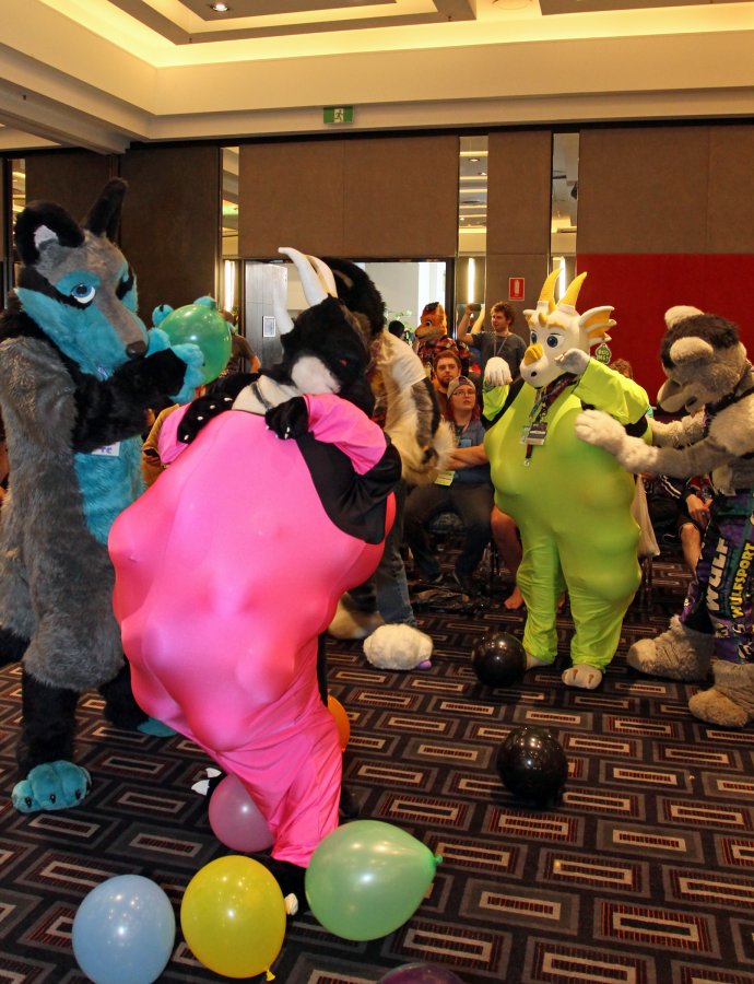 FurDU 2015, Fursuiters