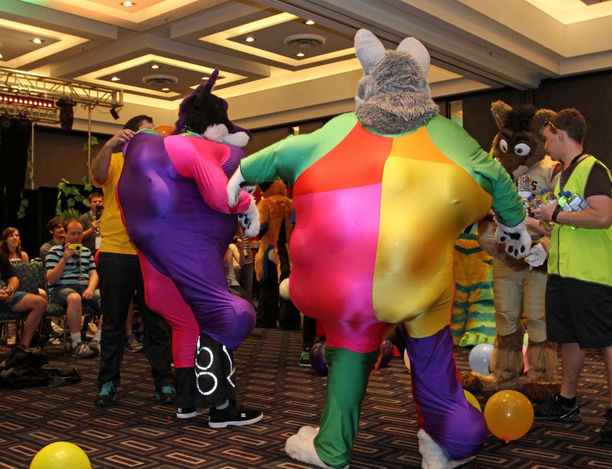 FurDU 2015, Fursuiters
