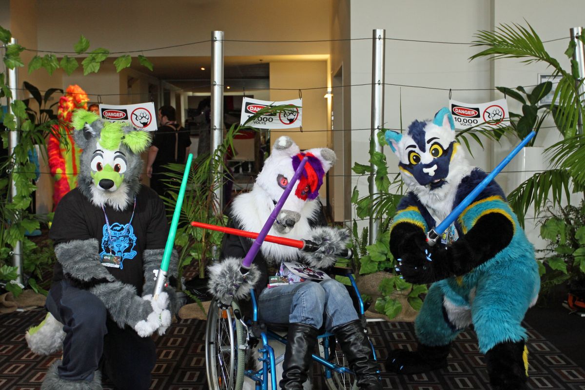 FurDU 2015, Fursuiters