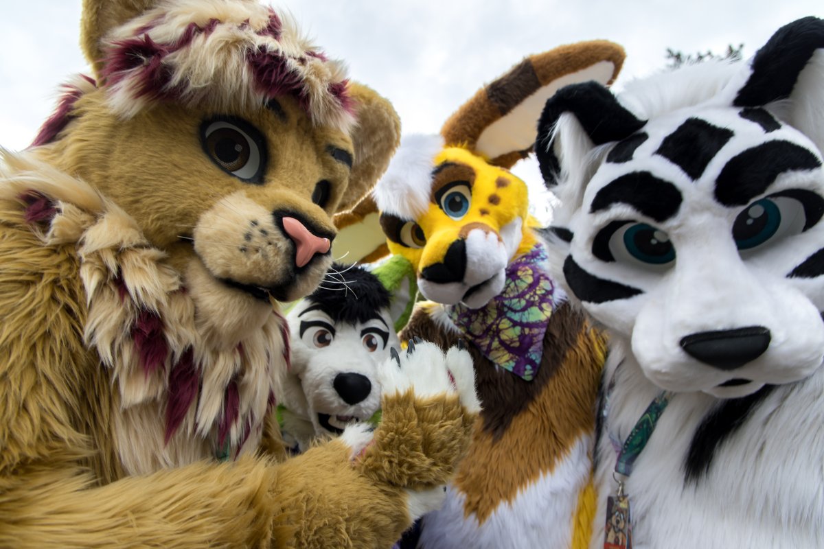 Furry Weekend Holland 2022, Fursuits