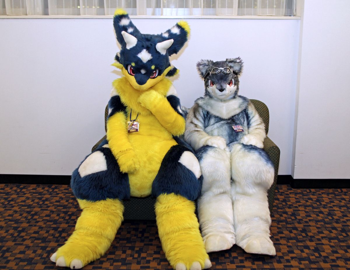 Japan Meeting of Furries 2016, Fursuits