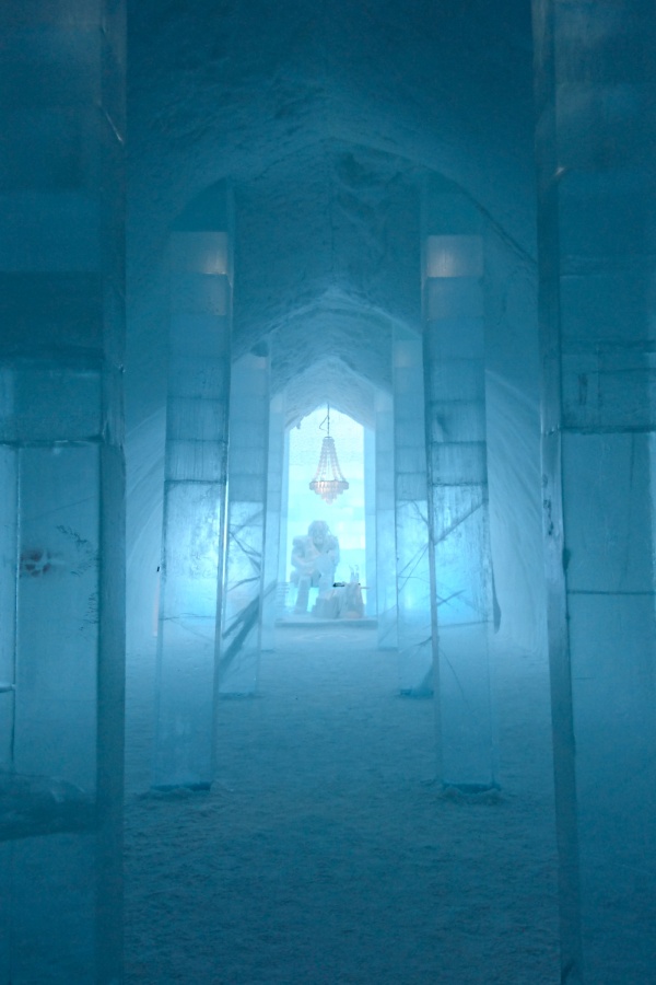 Furry northern Sweden trip, Ice Hotel