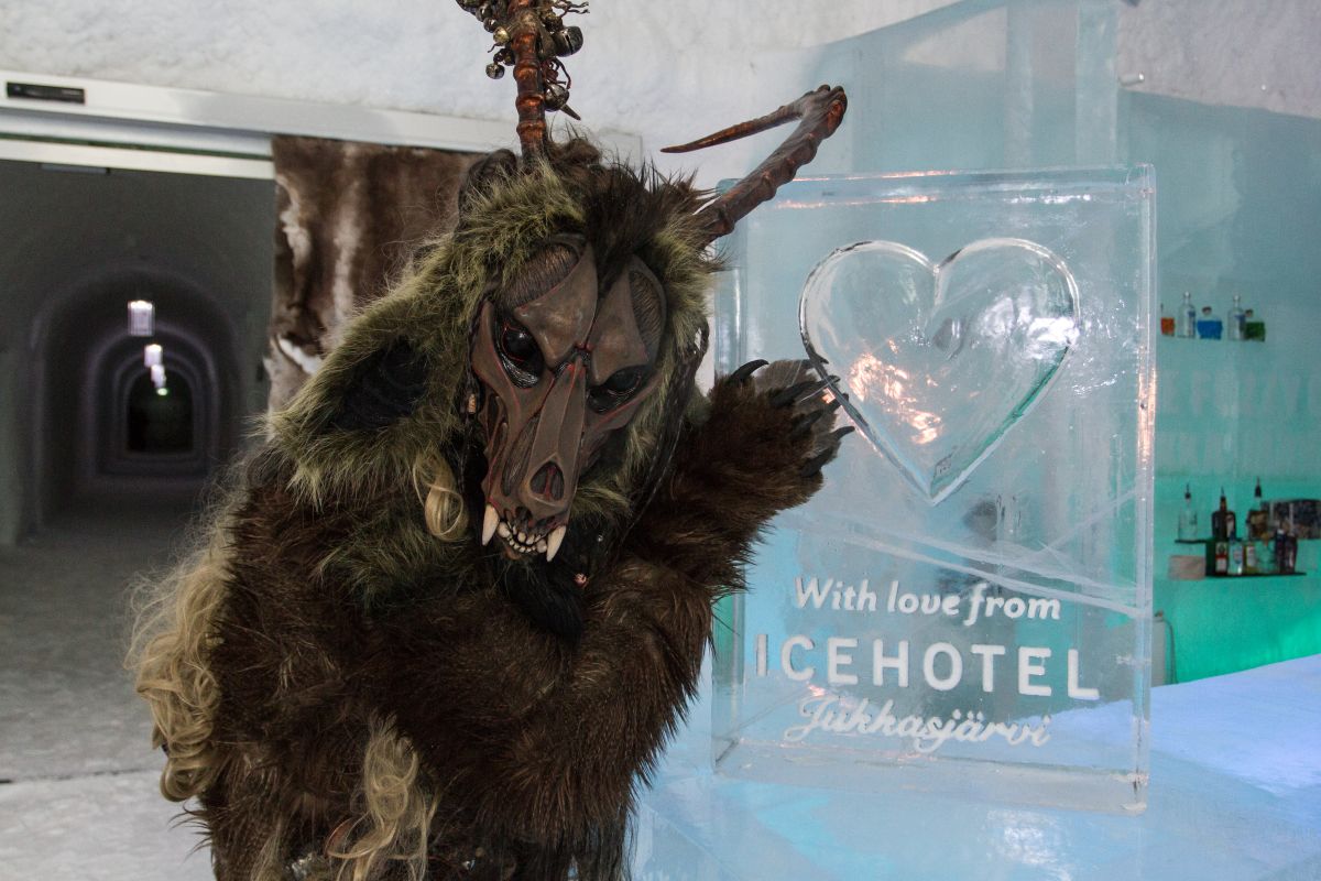 Furry northern Sweden trip, Ice Hotel