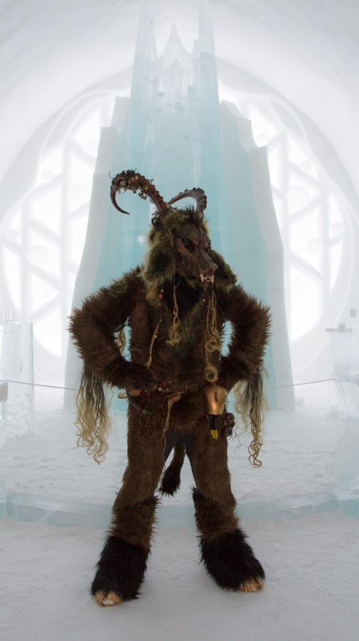 Furry northern Sweden trip, Ice Hotel