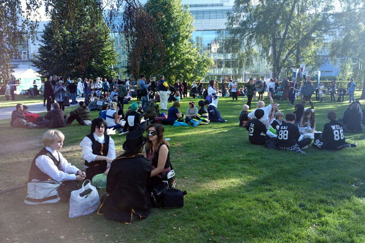 Tracon 9, Outdoor photos