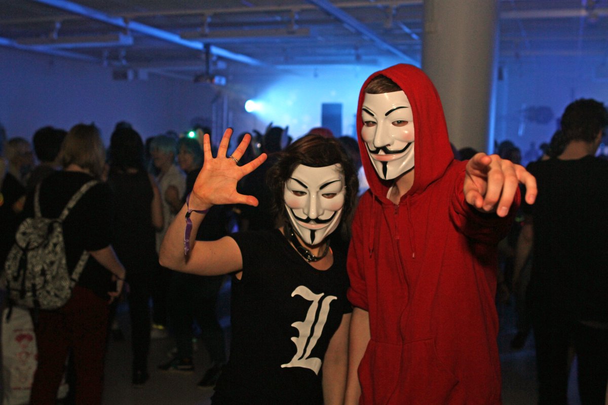 Tracon 9, Indoor photos