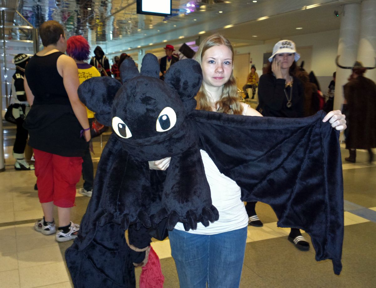 Tracon 9, Indoor photos