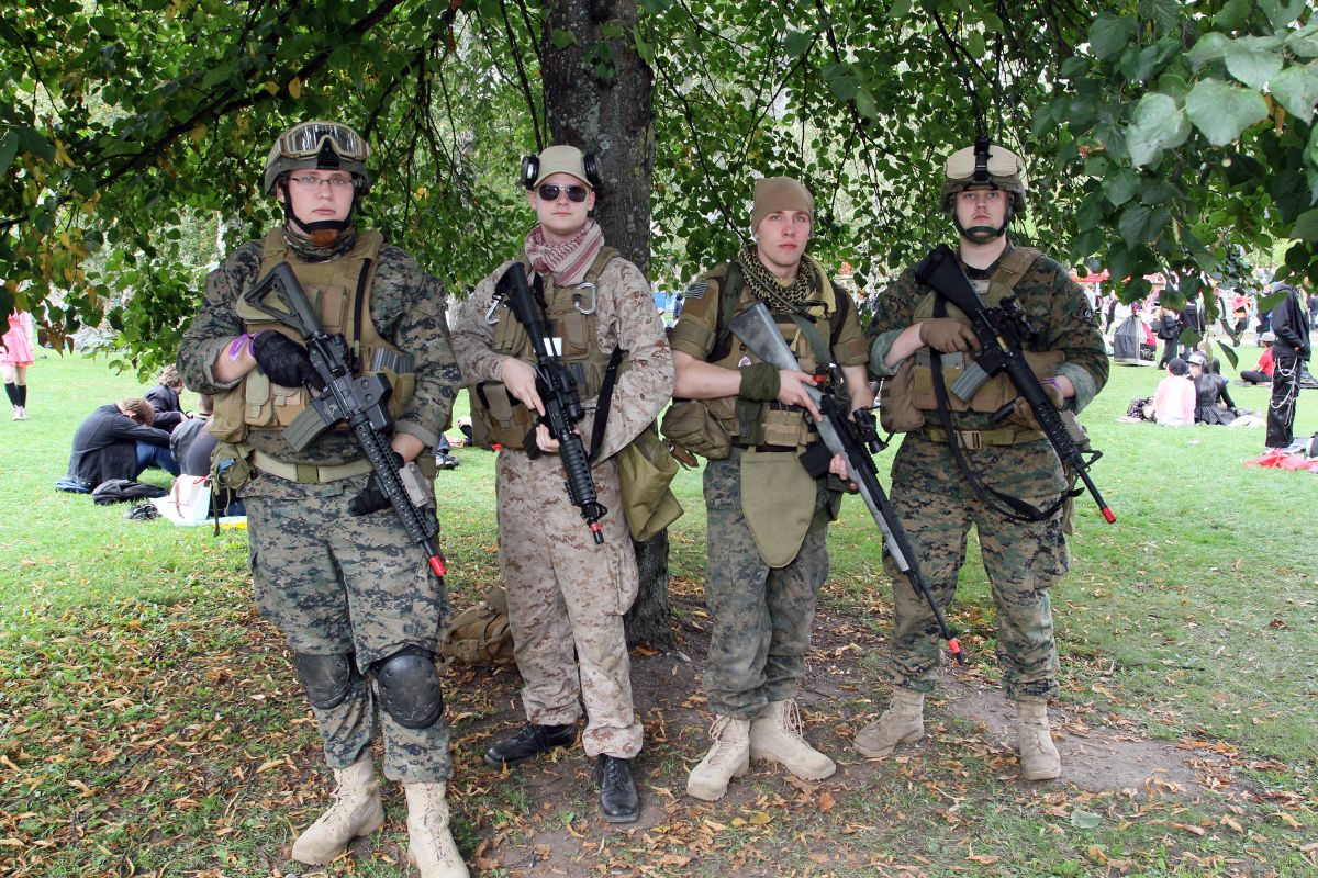Tracon 9, Outdoor photos