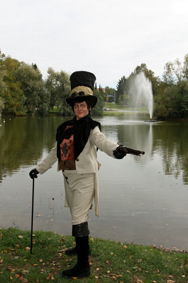 Tracon 9, Outdoor photos