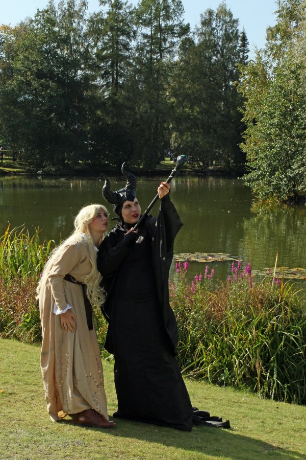 Tracon 9, Outdoor photos